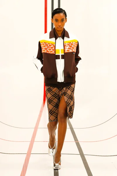 Look 26